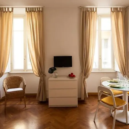 Russomanno Apartamento *